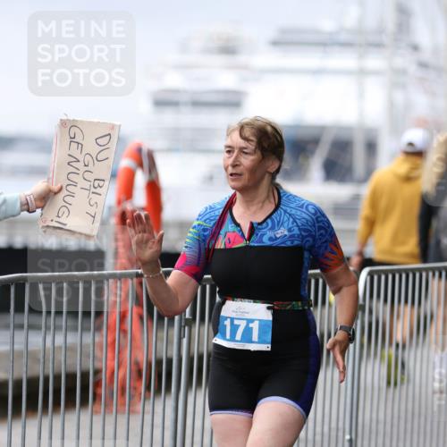 16.08.2026 - KN Förde Triathlon 2026 Antke Förster http://msf.ph/oto/10007788 16.08.2026 10:32:25 Laufen 171 meine-sportfotos.de