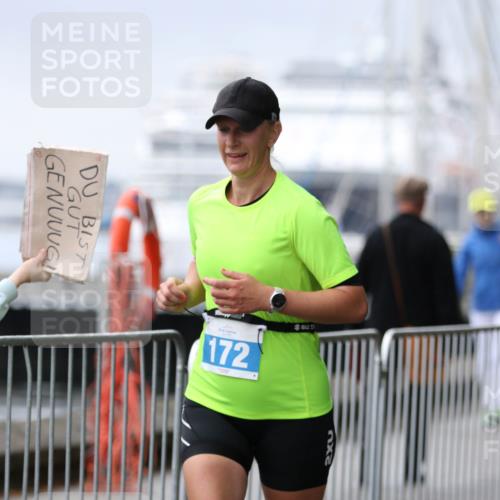 16.08.2026 - KN Förde Triathlon 2026 Antke Förster http://msf.ph/oto/10007812 16.08.2026 10:32:36 Laufen 172, 2 meine-sportfotos.de