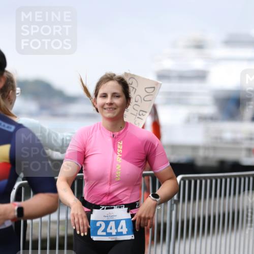 16.08.2026 - KN Förde Triathlon 2026 Antke Förster http://msf.ph/oto/10007863 16.08.2026 10:33:00 Laufen 244 meine-sportfotos.de