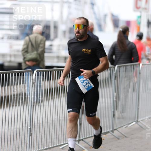 16.08.2026 - KN Förde Triathlon 2026 Antke Förster http://msf.ph/oto/10007870 16.08.2026 12:14:28 Laufen 352 meine-sportfotos.de