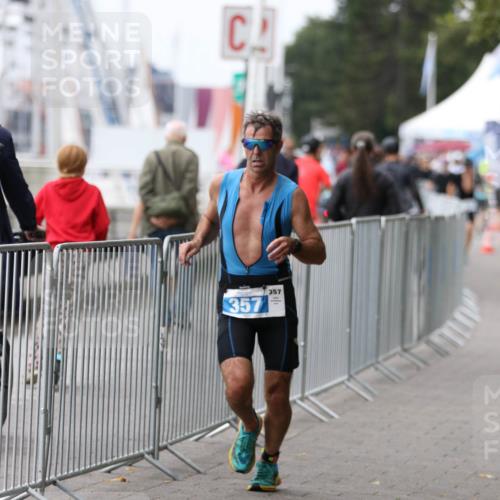 16.08.2026 - KN Förde Triathlon 2026 Antke Förster http://msf.ph/oto/10007885 16.08.2026 12:14:37 Laufen 357, 357 meine-sportfotos.de