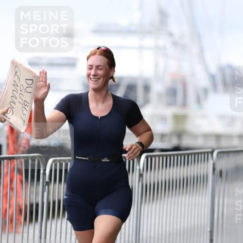 16.08.2026 - KN Förde Triathlon 2026 Antke Förster http://msf.ph/oto/10007896 16.08.2026 10:33:08 Laufen  meine-sportfotos.de