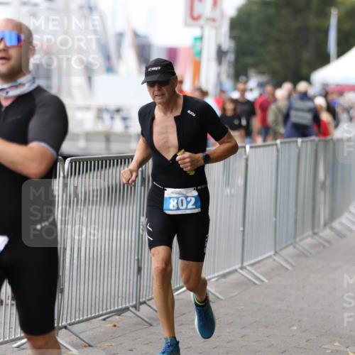 16.08.2026 - KN Förde Triathlon 2026 Antke Förster http://msf.ph/oto/10007918 16.08.2026 12:14:56 Laufen 2, 802 meine-sportfotos.de