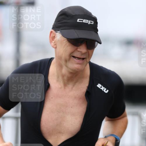 16.08.2026 - KN Förde Triathlon 2026 Antke Förster http://msf.ph/oto/10007939 16.08.2026 12:15:01 Laufen 2, 802 meine-sportfotos.de