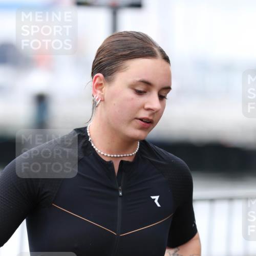 16.08.2026 - KN Förde Triathlon 2026 Antke Förster http://msf.ph/oto/10007941 16.08.2026 10:33:31 Laufen 7 meine-sportfotos.de