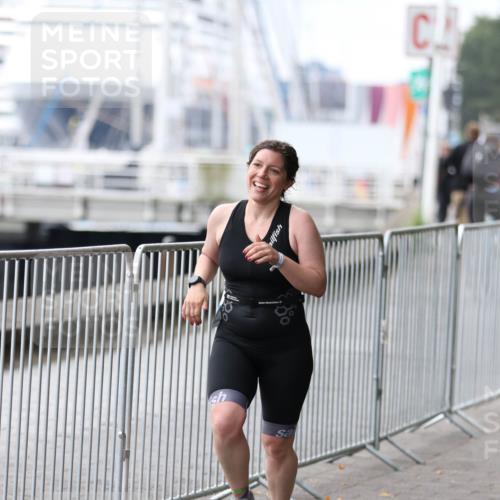 16.08.2026 - KN Förde Triathlon 2026 Antke Förster http://msf.ph/oto/10007944 16.08.2026 10:33:35 Laufen  meine-sportfotos.de