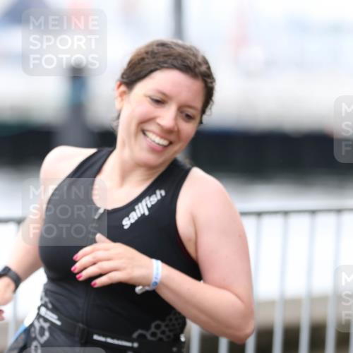 16.08.2026 - KN Förde Triathlon 2026 Antke Förster http://msf.ph/oto/10007959 16.08.2026 10:33:38 Laufen  meine-sportfotos.de