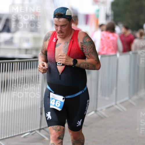 16.08.2026 - KN Förde Triathlon 2026 Antke Förster http://msf.ph/oto/10007978 16.08.2026 12:15:33 Laufen 60, 46 meine-sportfotos.de