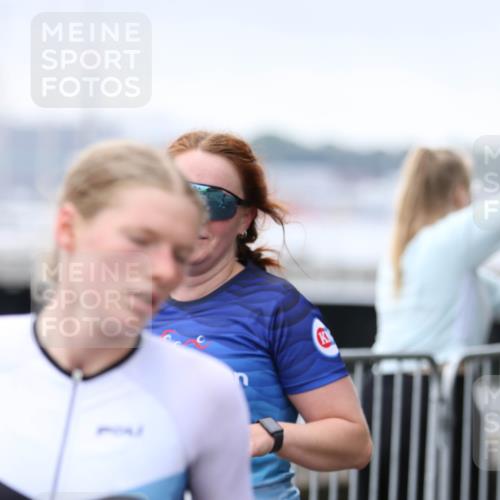 16.08.2026 - KN Förde Triathlon 2026 Antke Förster http://msf.ph/oto/10008019 16.08.2026 10:34:05 Laufen  meine-sportfotos.de