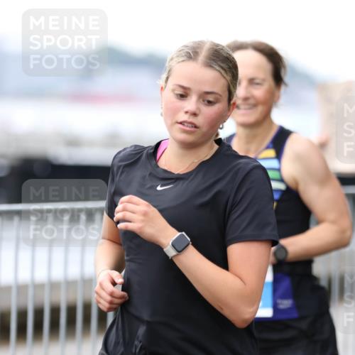 16.08.2026 - KN Förde Triathlon 2026 Antke Förster http://msf.ph/oto/10008028 16.08.2026 10:34:07 Laufen 2 meine-sportfotos.de