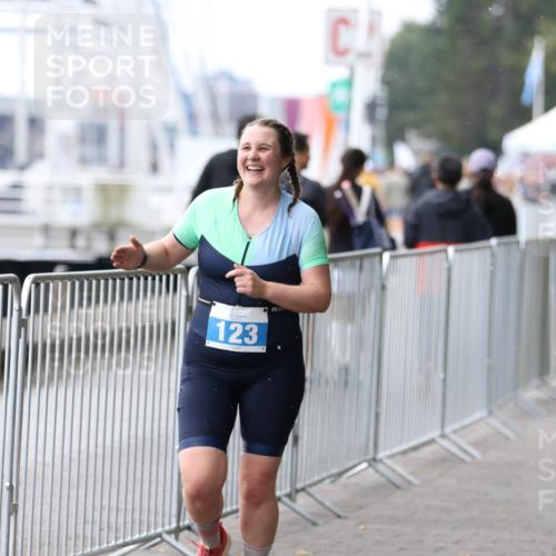 16.08.2026 - KN Förde Triathlon 2026 Antke Förster http://msf.ph/oto/10008097 16.08.2026 10:34:55 Laufen 123 meine-sportfotos.de