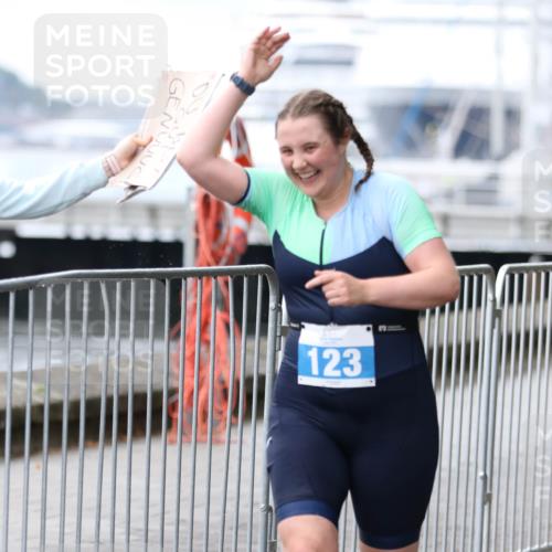 16.08.2026 - KN Förde Triathlon 2026 Antke Förster http://msf.ph/oto/10008103 16.08.2026 10:34:56 Laufen 123 meine-sportfotos.de