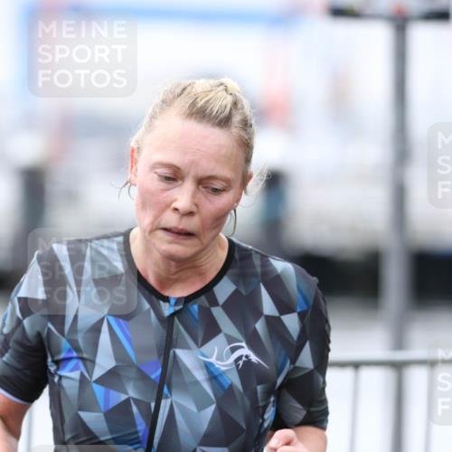 16.08.2026 - KN Förde Triathlon 2026 Antke Förster http://msf.ph/oto/10008190 16.08.2026 10:35:32 Laufen  meine-sportfotos.de