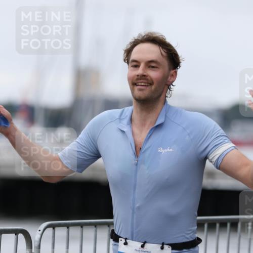 16.08.2026 - KN Förde Triathlon 2026 Antke Förster http://msf.ph/oto/10008203 16.08.2026 12:17:11 Laufen 20, 376 meine-sportfotos.de