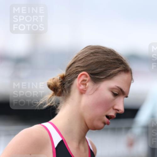 16.08.2026 - KN Förde Triathlon 2026 Antke Förster http://msf.ph/oto/10008223 16.08.2026 10:35:48 Laufen  meine-sportfotos.de