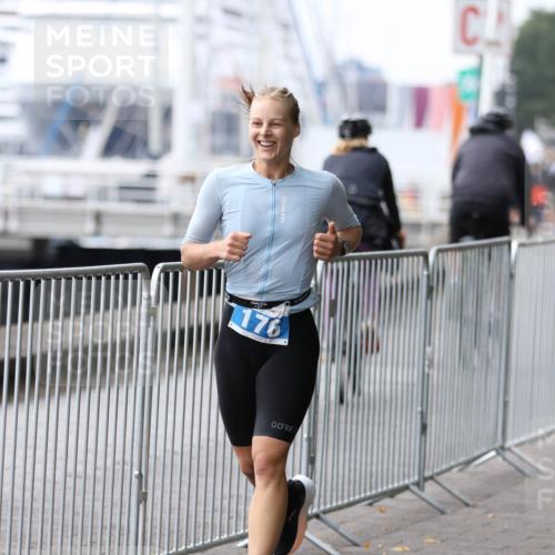16.08.2026 - KN Förde Triathlon 2026 Antke Förster http://msf.ph/oto/10008241 16.08.2026 10:36:02 Laufen 176 meine-sportfotos.de