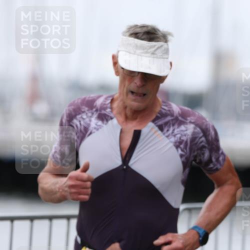 16.08.2026 - KN Förde Triathlon 2026 Antke Förster http://msf.ph/oto/10008260 16.08.2026 12:17:46 Laufen 360 meine-sportfotos.de
