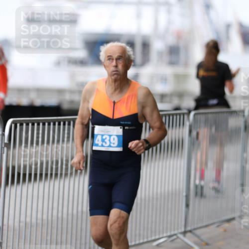 16.08.2026 - KN Förde Triathlon 2026 Antke Förster http://msf.ph/oto/10008272 16.08.2026 12:17:50 Laufen 439 meine-sportfotos.de