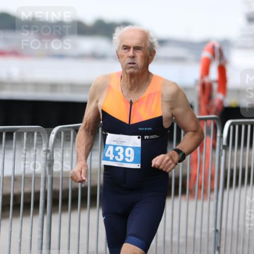 16.08.2026 - KN Förde Triathlon 2026 Antke Förster http://msf.ph/oto/10008278 16.08.2026 12:17:51 Laufen 439 meine-sportfotos.de