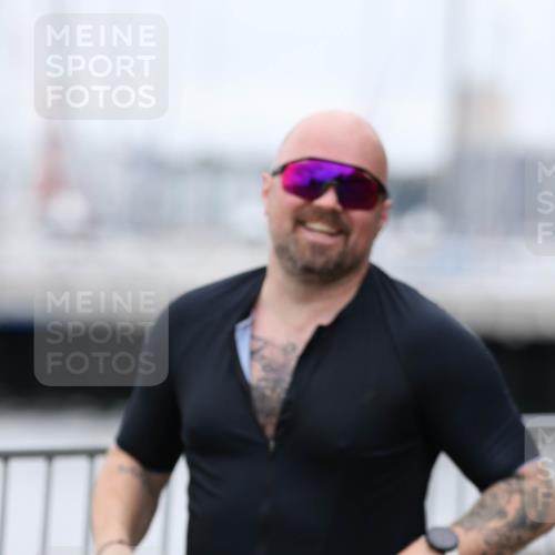 16.08.2026 - KN Förde Triathlon 2026 Antke Förster http://msf.ph/oto/10008299 16.08.2026 12:17:57 Laufen 432, 432 meine-sportfotos.de
