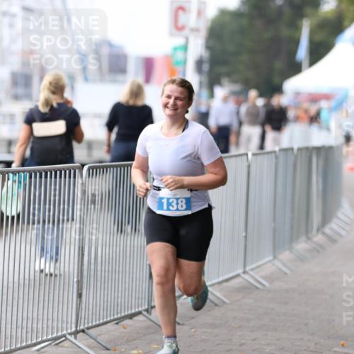 16.08.2026 - KN Förde Triathlon 2026 Antke Förster http://msf.ph/oto/10008322 16.08.2026 10:36:38 Laufen 138 meine-sportfotos.de