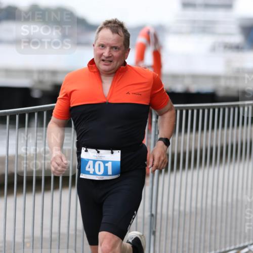 16.08.2026 - KN Förde Triathlon 2026 Antke Förster http://msf.ph/oto/10008332 16.08.2026 12:18:06 Laufen 401, 11, 1 meine-sportfotos.de