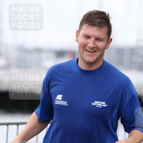 16.08.2026 - KN Förde Triathlon 2026 Antke Förster http://msf.ph/oto/10008347 16.08.2026 12:18:10 Laufen 2023, 202, 9202, 14, 385 meine-sportfotos.de