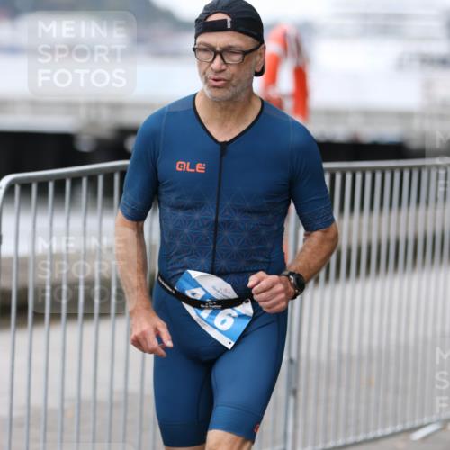 16.08.2026 - KN Förde Triathlon 2026 Antke Förster http://msf.ph/oto/10008374 16.08.2026 12:18:52 Laufen  meine-sportfotos.de