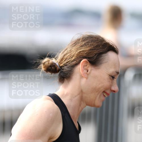 16.08.2026 - KN Förde Triathlon 2026 Antke Förster http://msf.ph/oto/10008421 16.08.2026 10:37:46 Laufen  meine-sportfotos.de