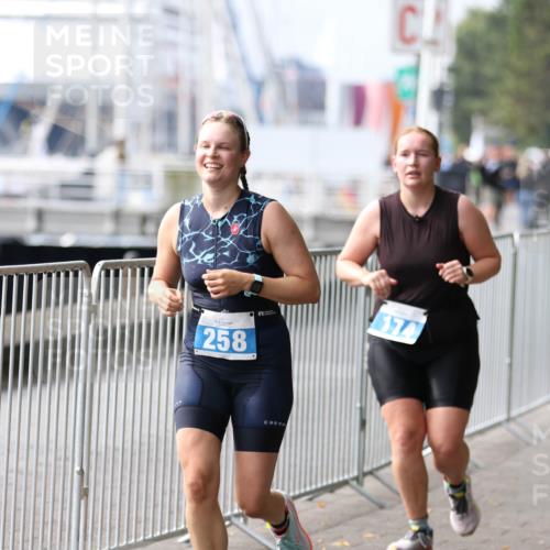 16.08.2026 - KN Förde Triathlon 2026 Antke Förster http://msf.ph/oto/10008451 16.08.2026 10:38:03 Laufen 258, 174 meine-sportfotos.de