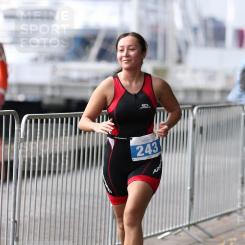 16.08.2026 - KN Förde Triathlon 2026 Antke Förster http://msf.ph/oto/10008484 16.08.2026 10:39:01 Laufen 243 meine-sportfotos.de