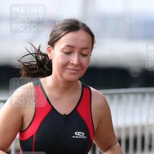 16.08.2026 - KN Förde Triathlon 2026 Antke Förster http://msf.ph/oto/10008499 16.08.2026 10:39:04 Laufen 12026, 20, 243 meine-sportfotos.de