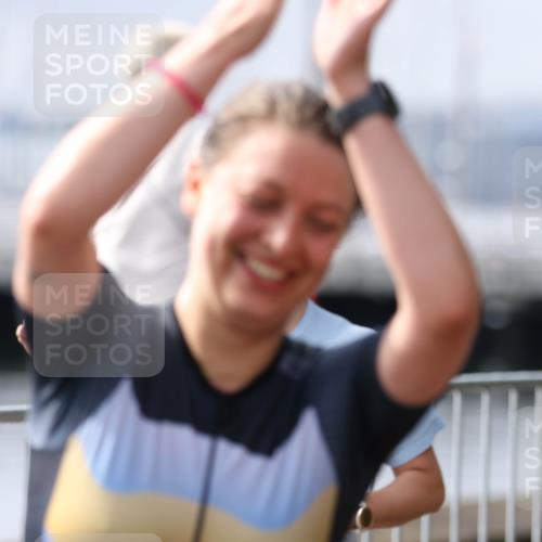 16.08.2026 - KN Förde Triathlon 2026 Antke Förster http://msf.ph/oto/10008532 16.08.2026 10:39:11 Laufen  meine-sportfotos.de