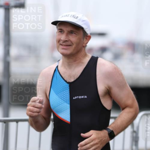 16.08.2026 - KN Förde Triathlon 2026 Antke Förster http://msf.ph/oto/10008545 16.08.2026 12:20:19 Laufen 369 meine-sportfotos.de