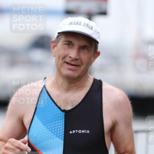 16.08.2026 - KN Förde Triathlon 2026 Antke Förster http://msf.ph/oto/10008548 16.08.2026 12:20:20 Laufen  meine-sportfotos.de