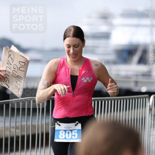 16.08.2026 - KN Förde Triathlon 2026 Antke Förster http://msf.ph/oto/10008559 16.08.2026 10:39:28 Laufen 805 meine-sportfotos.de