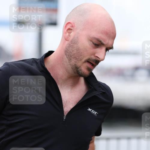 16.08.2026 - KN Förde Triathlon 2026 Antke Förster http://msf.ph/oto/10008596 16.08.2026 12:21:03 Laufen  meine-sportfotos.de
