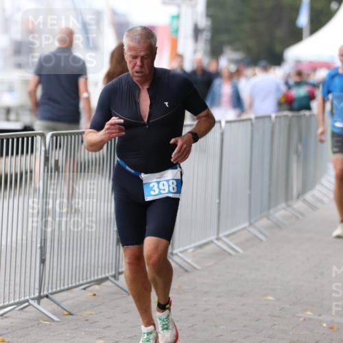 16.08.2026 - KN Förde Triathlon 2026 Antke Förster http://msf.ph/oto/10008602 16.08.2026 12:21:11 Laufen 398 meine-sportfotos.de