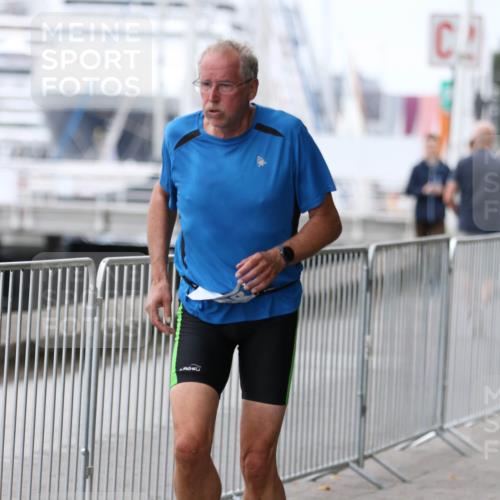 16.08.2026 - KN Förde Triathlon 2026 Antke Förster http://msf.ph/oto/10008623 16.08.2026 12:21:18 Laufen  meine-sportfotos.de