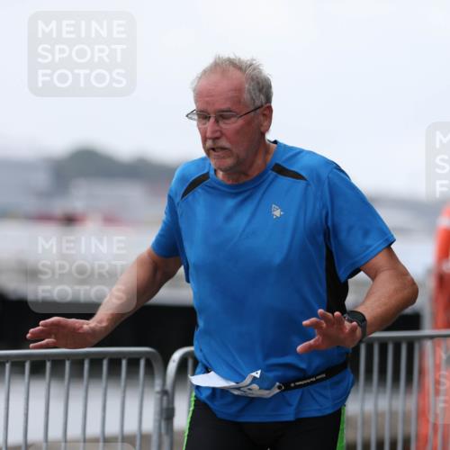 16.08.2026 - KN Förde Triathlon 2026 Antke Förster http://msf.ph/oto/10008629 16.08.2026 12:21:19 Laufen  meine-sportfotos.de