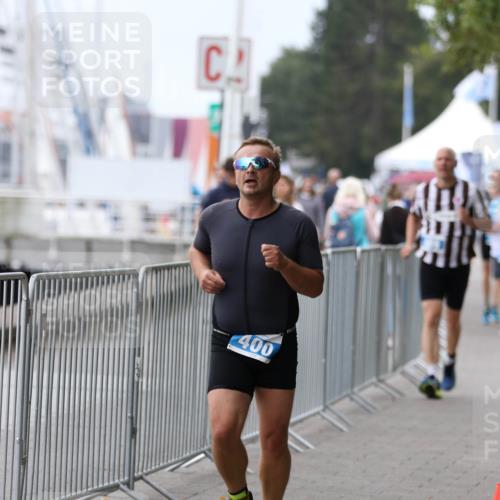 16.08.2026 - KN Förde Triathlon 2026 Antke Förster http://msf.ph/oto/10008663 16.08.2026 12:21:47 Laufen 400 meine-sportfotos.de