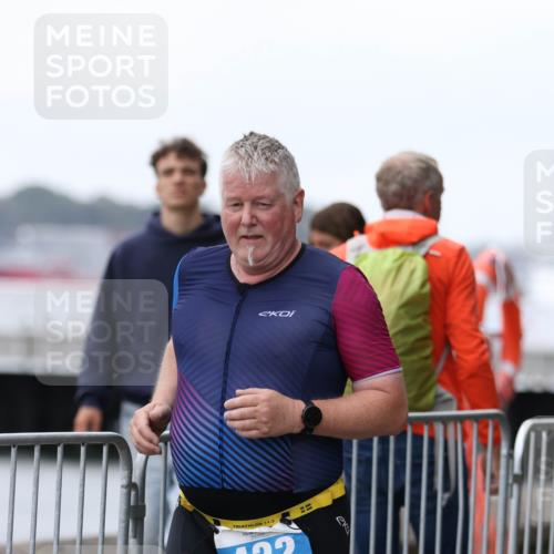 16.08.2026 - KN Förde Triathlon 2026 Antke Förster http://msf.ph/oto/10008713 16.08.2026 12:22:19 Laufen 11, 3, 2026, 422 meine-sportfotos.de