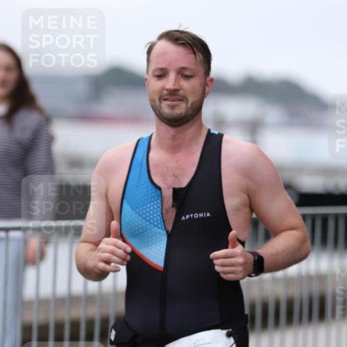 16.08.2026 - KN Förde Triathlon 2026 Antke Förster http://msf.ph/oto/10008747 16.08.2026 12:22:50 Laufen 396 meine-sportfotos.de