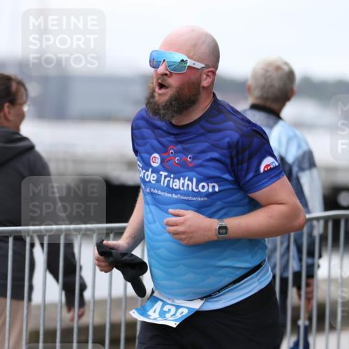 16.08.2026 - KN Förde Triathlon 2026 Antke Förster http://msf.ph/oto/10008759 16.08.2026 12:22:55 Laufen 439 meine-sportfotos.de
