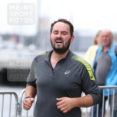 16.08.2026 - KN Förde Triathlon 2026 Antke Förster http://msf.ph/oto/10008785 16.08.2026 12:23:21 Laufen 574 meine-sportfotos.de