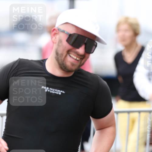 16.08.2026 - KN Förde Triathlon 2026 Antke Förster http://msf.ph/oto/10008813 16.08.2026 12:23:51 Laufen 429 meine-sportfotos.de