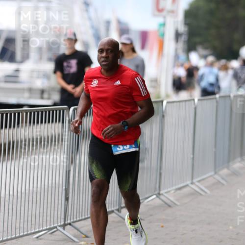 16.08.2026 - KN Förde Triathlon 2026 Antke Förster http://msf.ph/oto/10008815 16.08.2026 12:24:04 Laufen  meine-sportfotos.de