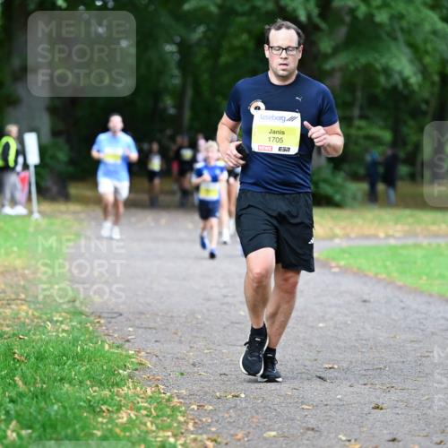 30.08.2026 - Blankeneser Heldenlauf Dr. Thomas Lammeyer http://msf.ph/oto/10010195 30.08.2026 09:33:49 Laufen 1705 meine-sportfotos.de