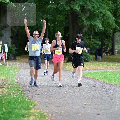 30.08.2026 - Blankeneser Heldenlauf Dr. Thomas Lammeyer http://msf.ph/oto/10010267 30.08.2026 09:34:07 Laufen 1770, 1772 meine-sportfotos.de