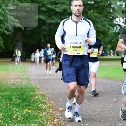 30.08.2026 - Blankeneser Heldenlauf Dr. Thomas Lammeyer http://msf.ph/oto/10010660 30.08.2026 09:35:32 Laufen 1360, 1361 meine-sportfotos.de